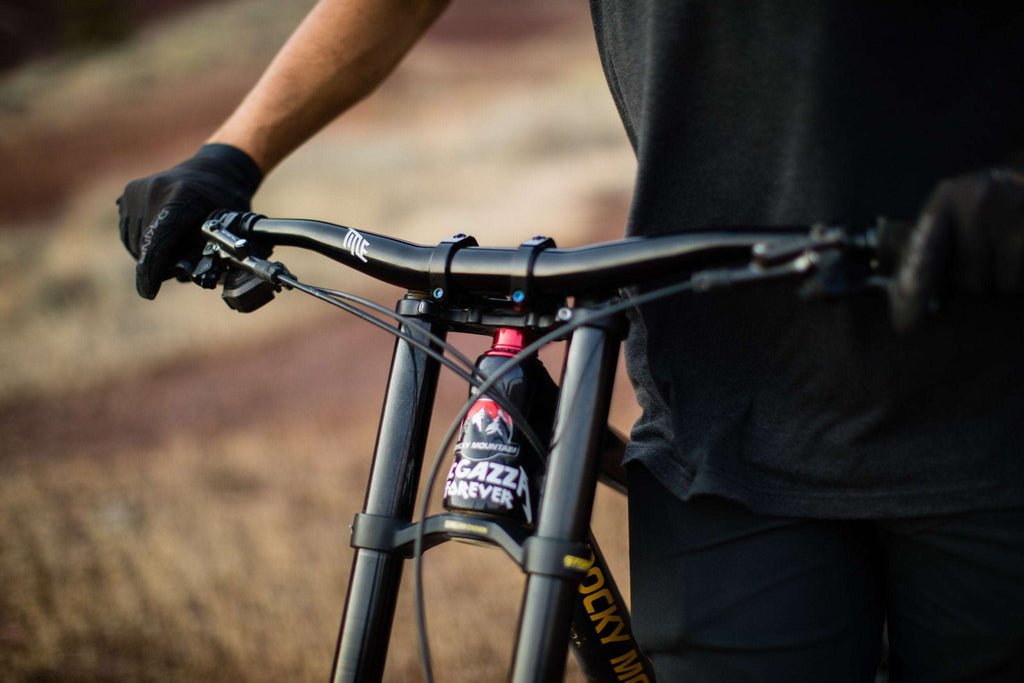 AH1 35 - Title MTB black alloy mountain bike handlebar mounted on downhill bike Carson Storch